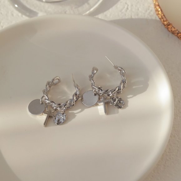 💙💕Last oneCross Chain Circle Silver Earrings - Picture 2 of 8